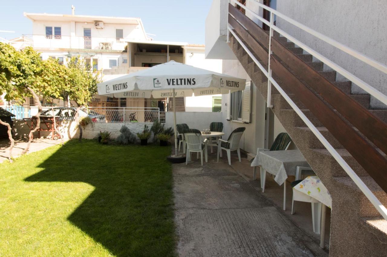 Apartments Ana Vodice Exterior photo