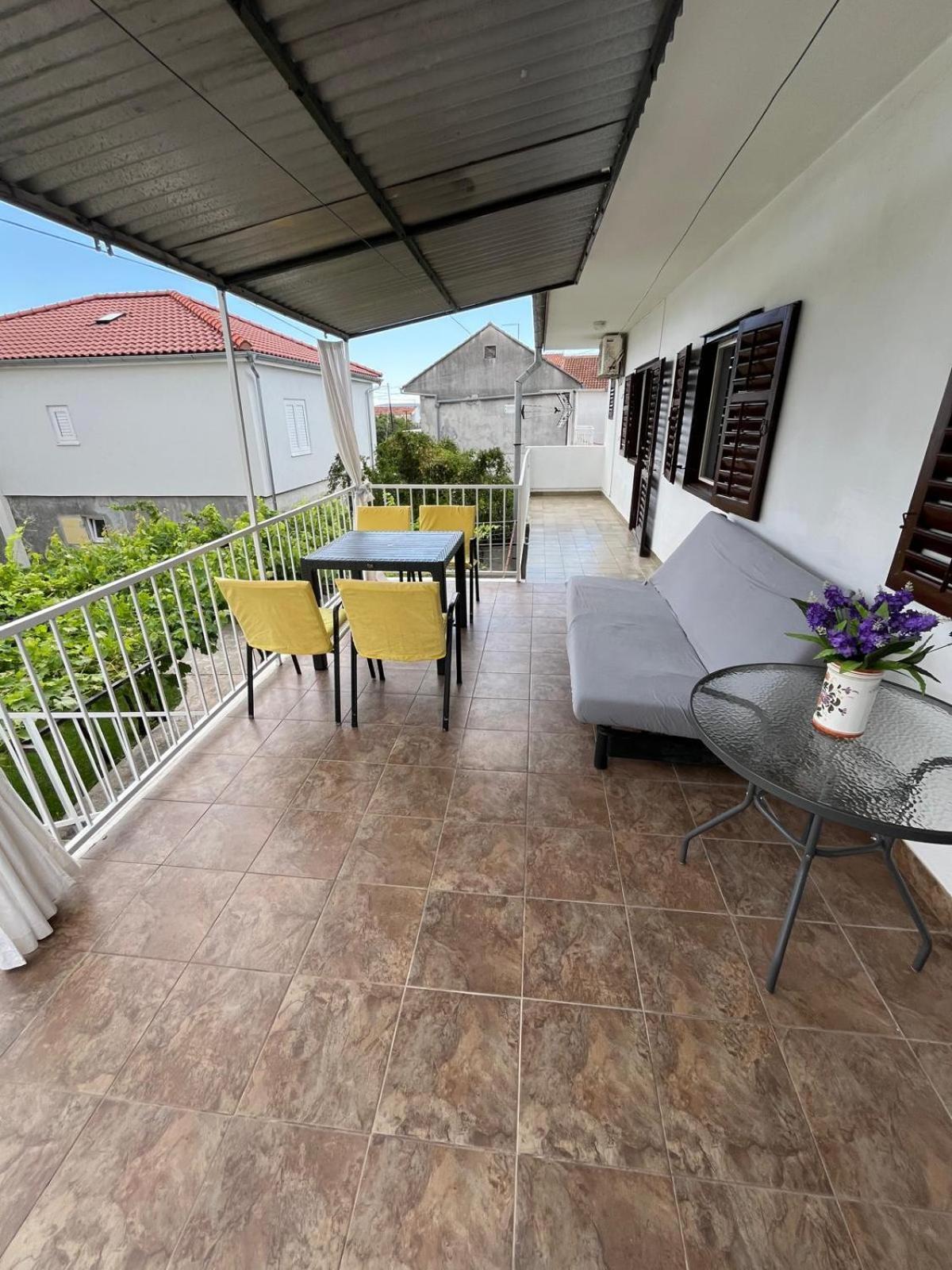 Apartmani Ana Juricev Vodice Exterior photo